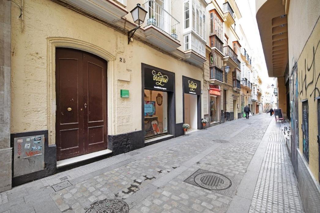 Precioso Alojamiento En Cadiz Junto Al Mercado Екстериор снимка